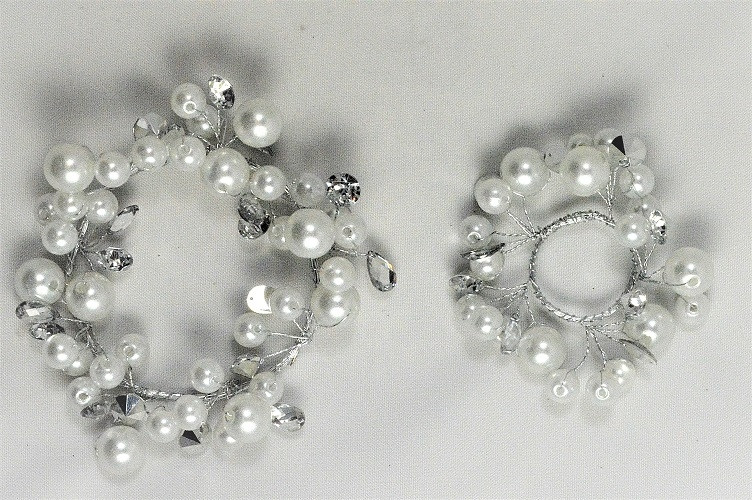 33021 - Faux Sparkly Pearls and Gems with a Silver decoration ring. 