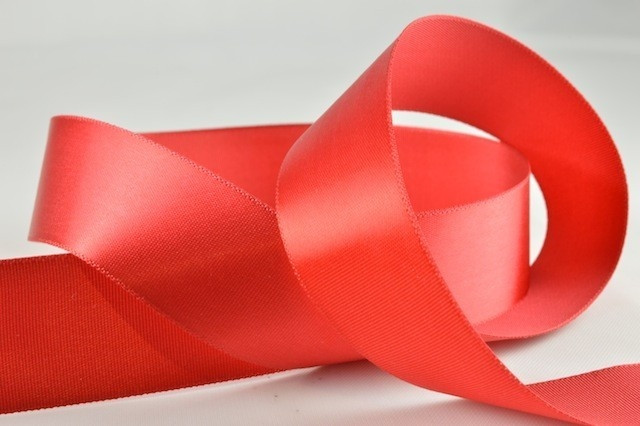 54033 - 15mm Red Single Sided Satin x 100 Metre Rolls!