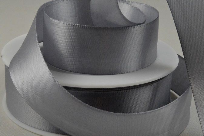 93977 - 7mm Silver Double Sided Satin x 25 Metre Rolls!