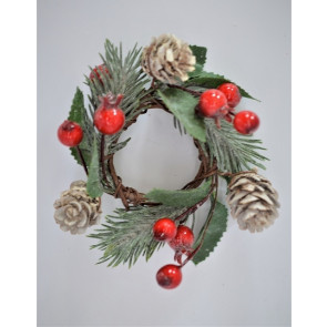 22028 - Holly Leaf, Berries & Pine Cone Wreath.  Measures 11cm in diameter.