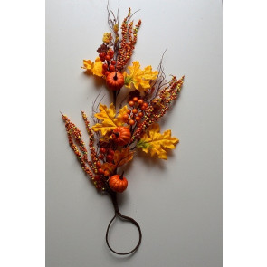 22063 - Large Autumn / Halloween display of leaves with golden orange natural delights. Measures  Height 620mm ,   Width  350mm 